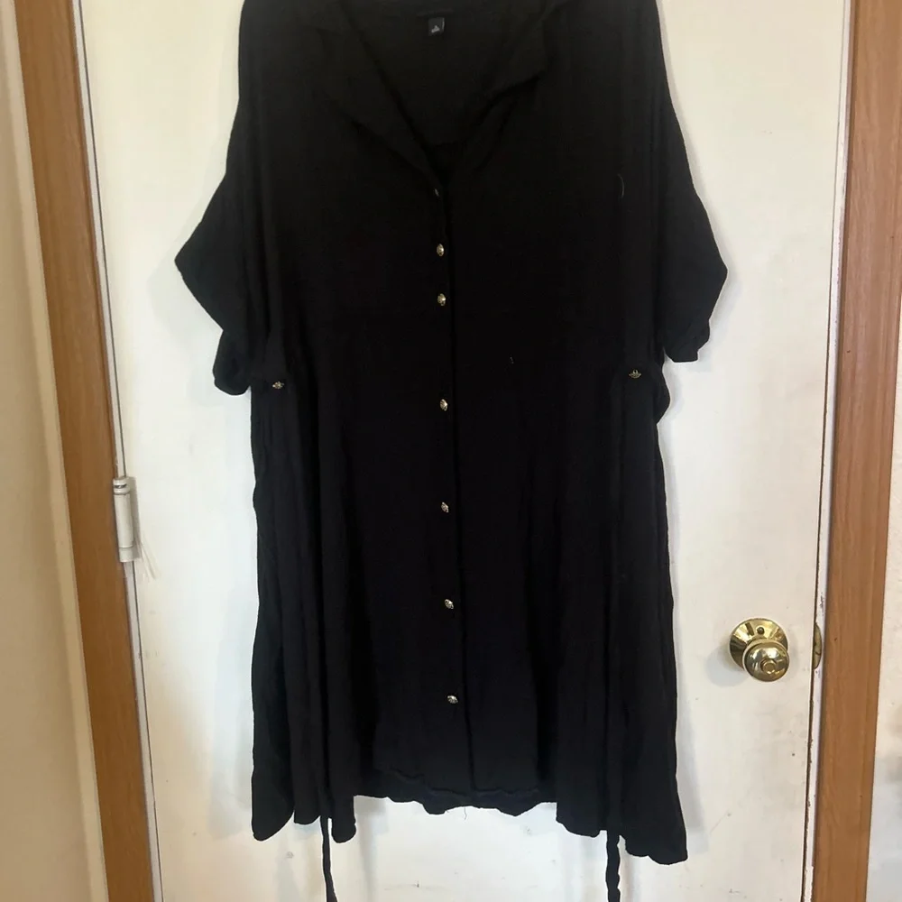 Rayon Slub Button-Front Collared Dress Size 3X black with gold buttons
